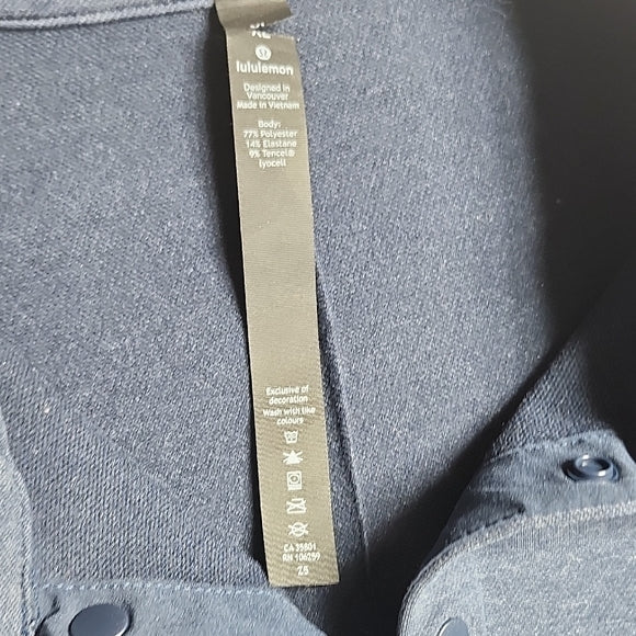 Lululemon Men's Snap Front Long Sleeve Shirt Heathered Navy XL